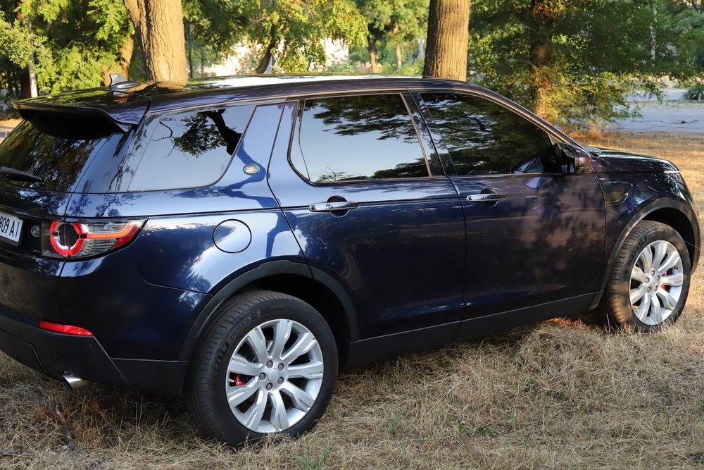 Land rover discovery sport 2016