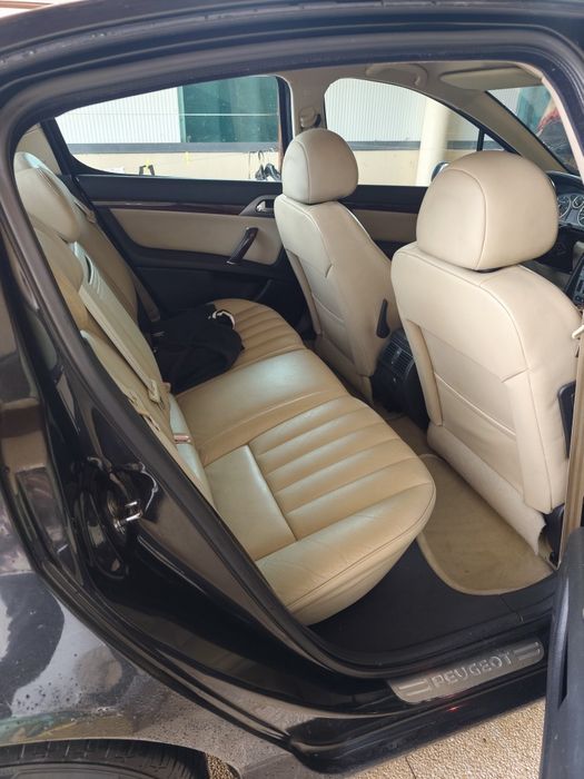 Peugeot 407 2.0 HDI automático foto 4