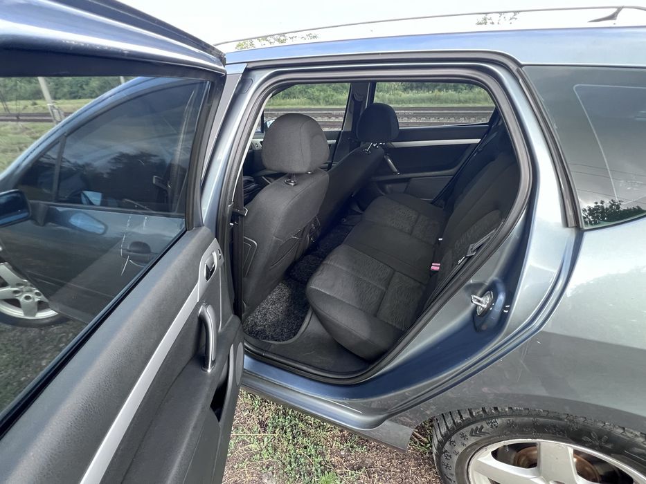Продаж Пежо 407SW