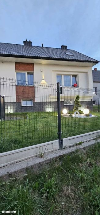 OKAZJA Dwa domy wolnostojące, poddasze, wysoki standard