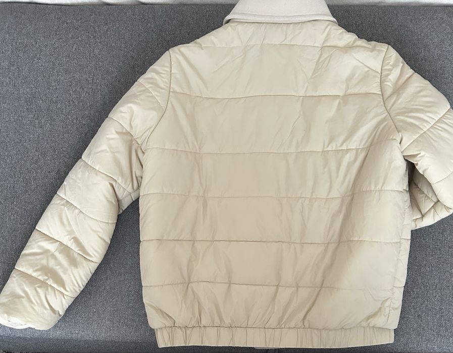 Beżowa zimowa kurtka damska kremowa ramoneska jesien zima