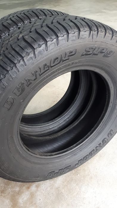 Dois pneus novos 185/70 14 Dunlop SP 9 p/ Renault Kangoo, Opel Corsa D