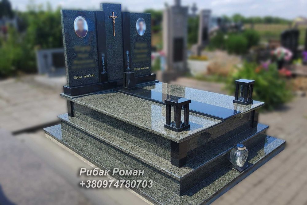Виготовлення та встановлення пам'ятників з граніту будь-якого розміру та кольору. Львів