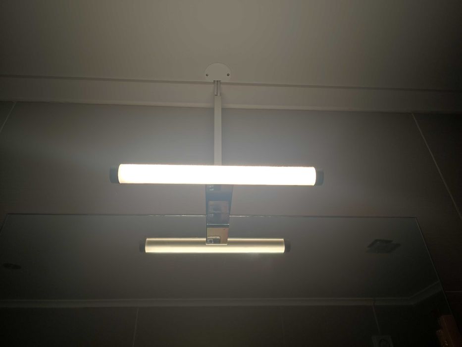 Espelho de Casa de Banho com iluminação