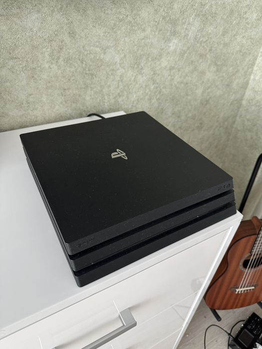 Playstation 4 Pro 1TB