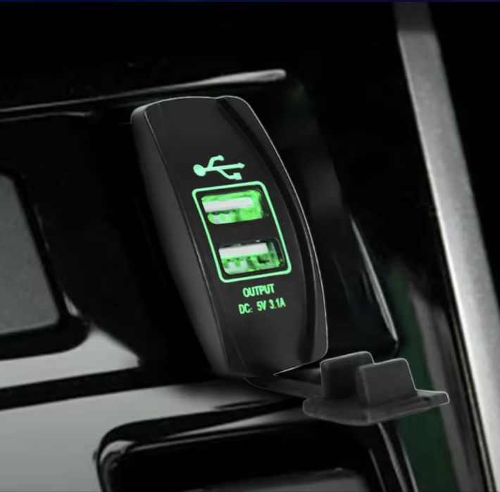 подвійний USB-зарядний пристрій 12-24 В Мотоцикл мопед авто квадроцикл