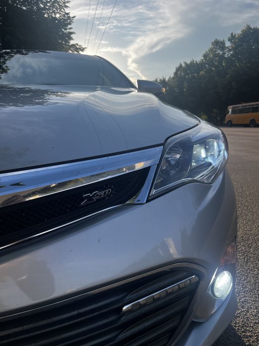 Toyota Avalon 2014 VIN 4T1BK1EB9EU108194 фото оголошення 3 з 8