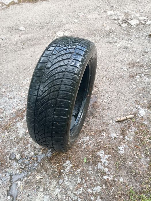 Шины 215/55R16 Petlas 2018 года 5мм