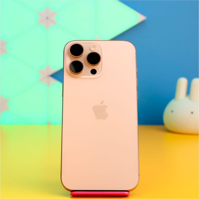 Смартфон Apple iPhone 16 Pro Max 512GB (177517) Б/У З ГАРАНТІЄЮ