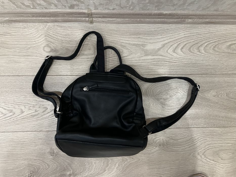 Продам рюкзак черный