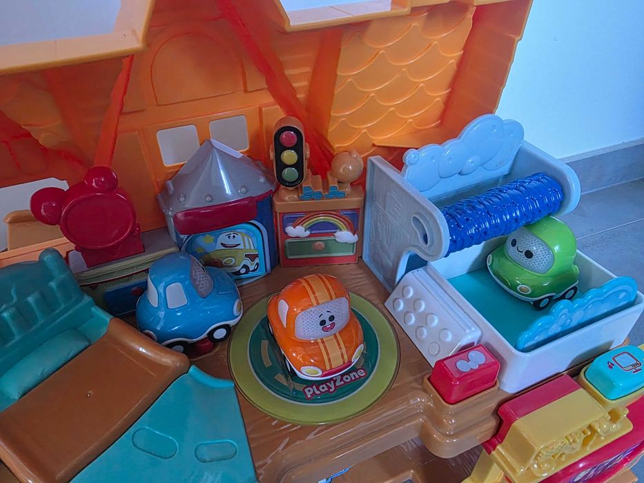 Vtech Zestaw TutTut Dom Cory Tut Tut Autka w Pagórkowie