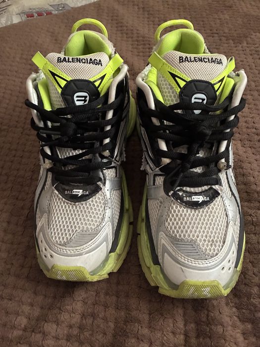 balenciaga runner