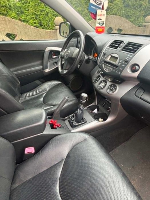 Sprzedam Toyota  RAV4