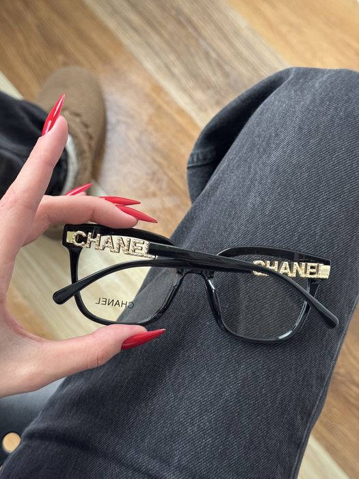 Жаночі окуляри з прозорою лінзою