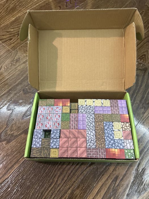 Magnetic blocks.