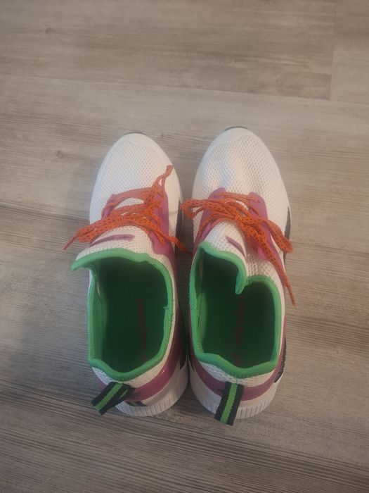 Sprzedam adidasy marki 4f