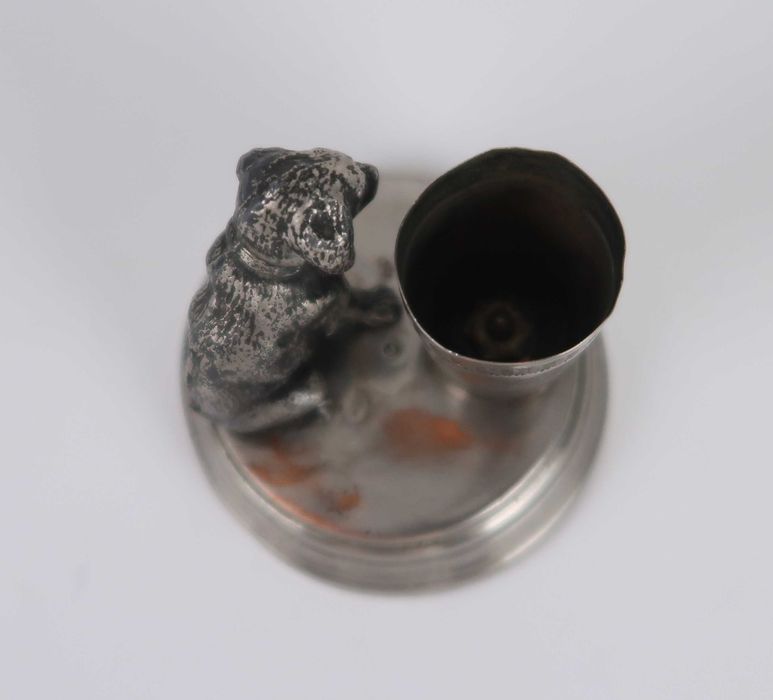 Paliteiro Vintage Cão em metal prateado
