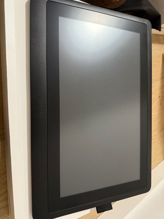 Mesa digitalizadora Wacom Cintiq 16 - Monitor interativo como novo