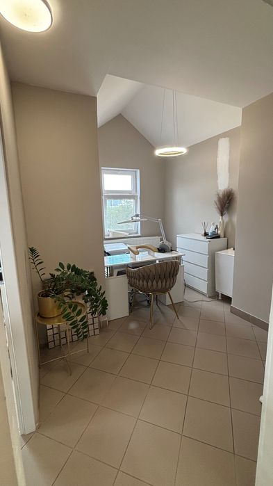 Podnajmę miejsce w salonie beauty