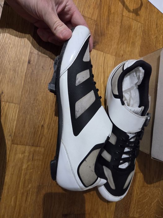 Buty szosowe Giro Sentrie Techlace 45,5