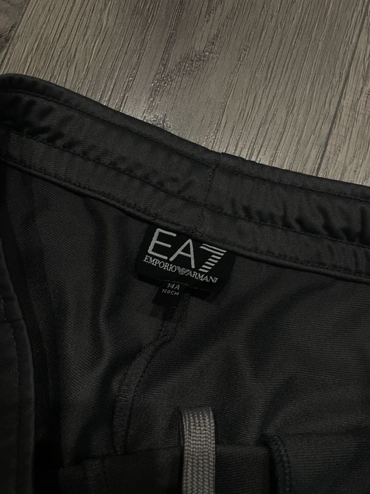 штани Armani 14A