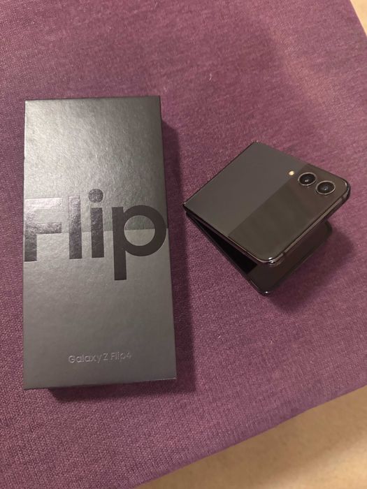 Telemóvel Samsung Z Flip 4