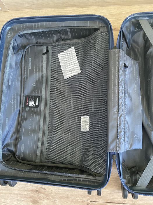 Валіза нова WITCHEN