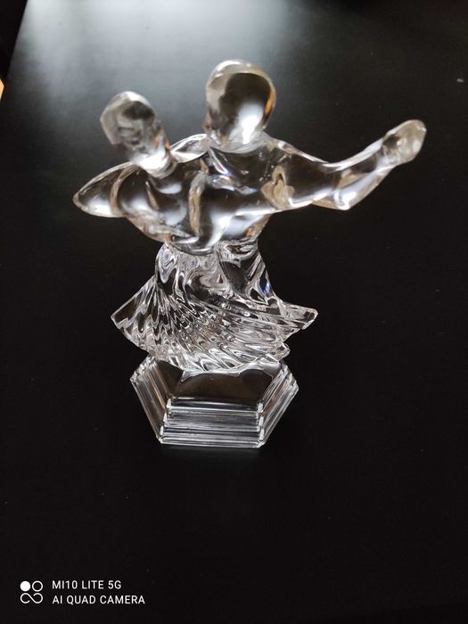 Peça de cristal bailarinos