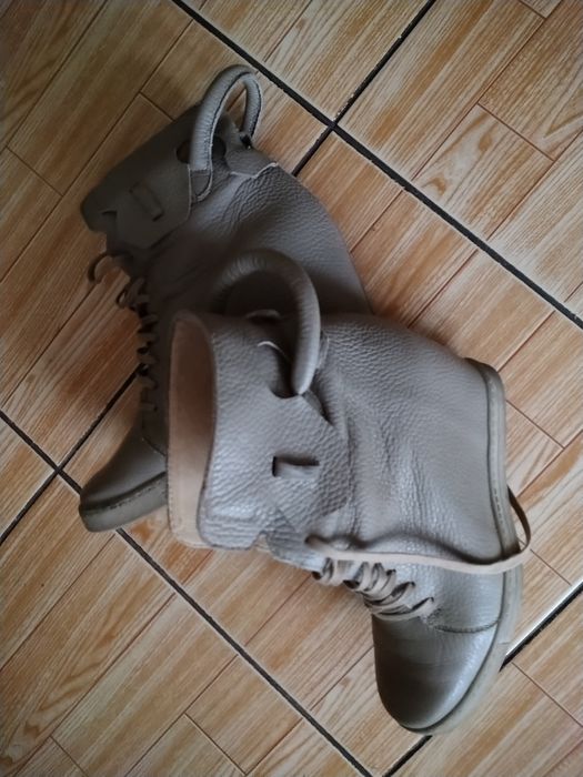 Buty damskie Badura 39 beżowe skórzane
