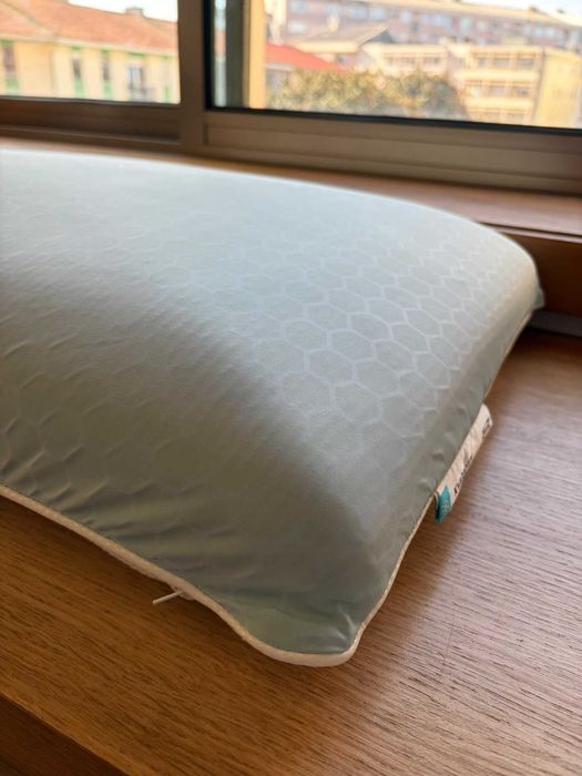 Almofada Ergonómica IKEA KVARNVEN – 39x69x12 cm