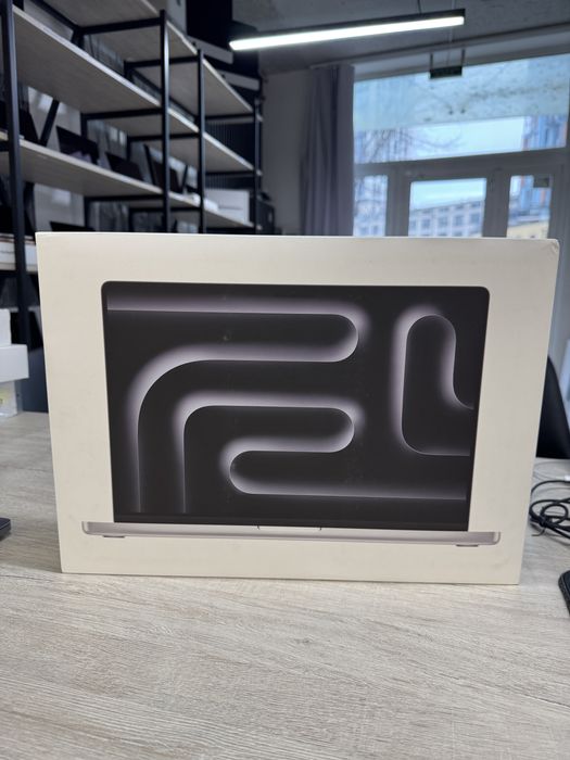 Apple Macbook Pro 16 2024 M4 Max 16/40C 64GB RAM 2TB SSD Silver