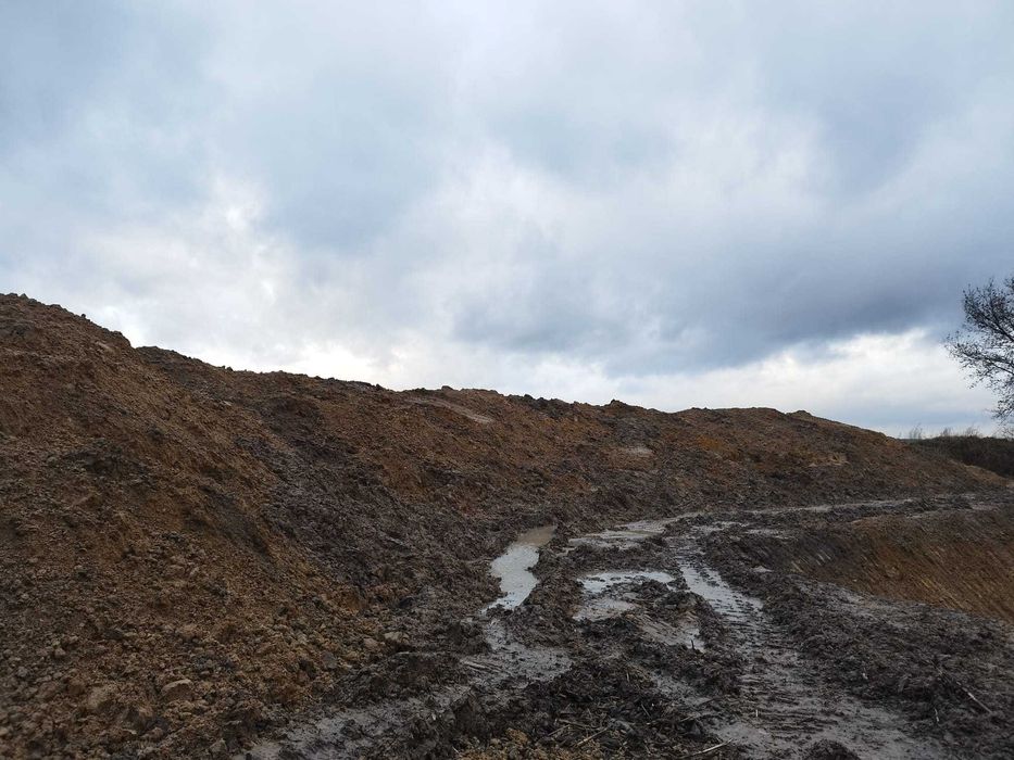 Oddam ziemię na podniesienie terenu
