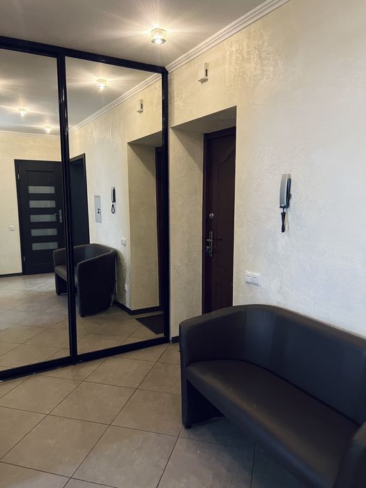 Оренда 2-х. кімнатної квартири на вулиці Мельника