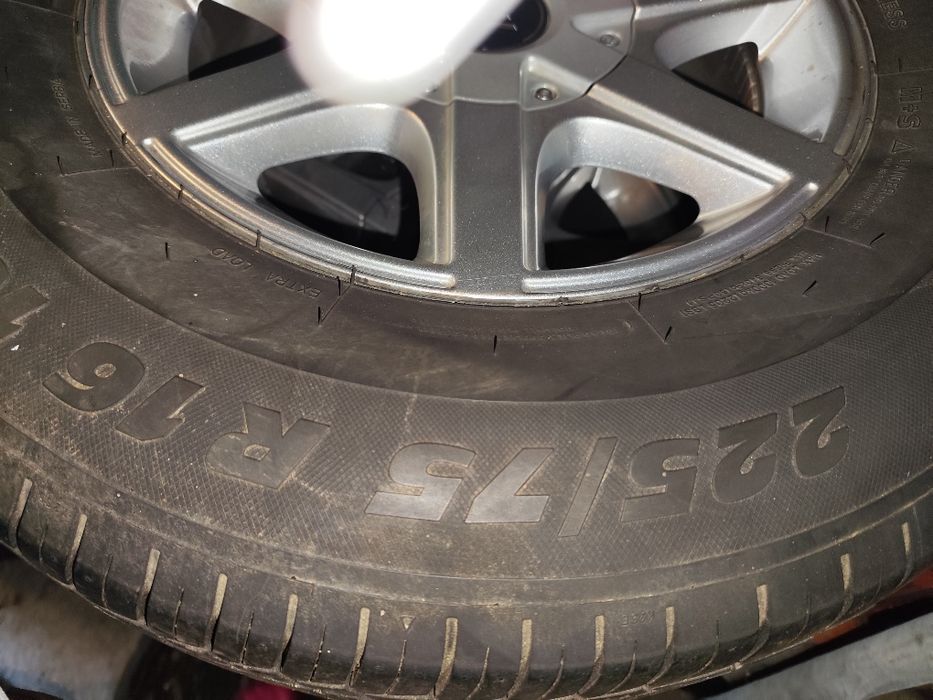 Felgi + opony nowe 225/75 r16 komplet 4 sztuki