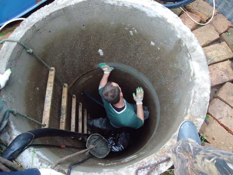 Чистка, копання, копка, поглиблення криниць, колодязів Сміла, Черкаси