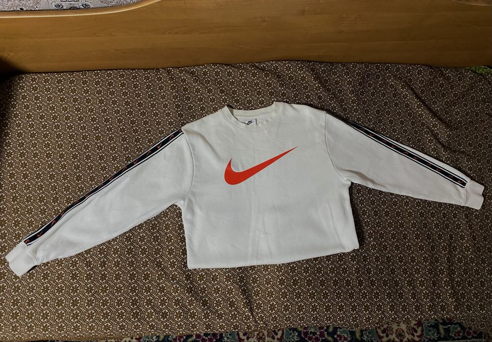 Свитшот Nike,size M