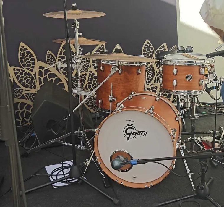Gretsch Catalina Club Jazz + Pratos Istanbul + Hardware e Pedal duplo