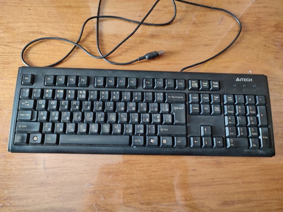 Дротова клавіатура A4 Tech KM-720