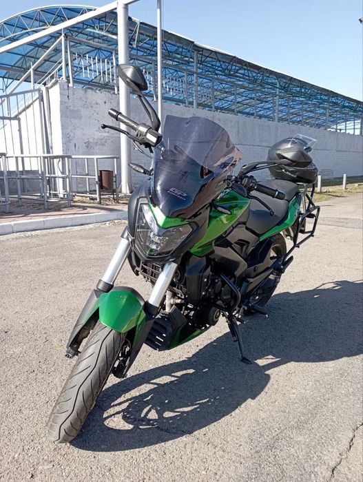 мотоцикл Bajaj Dominar D400 2020