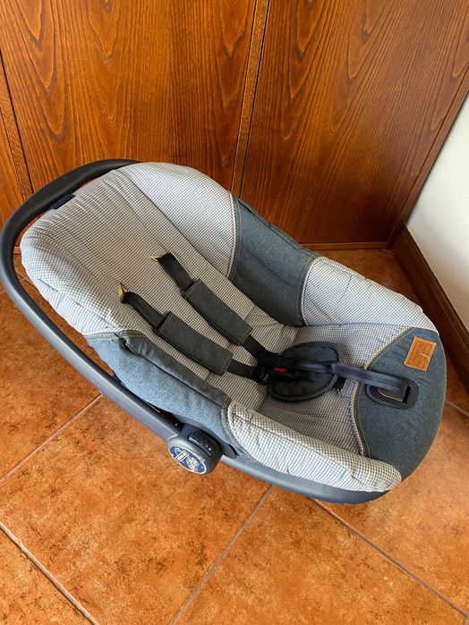 Cadeira auto (ovo) Bébécar