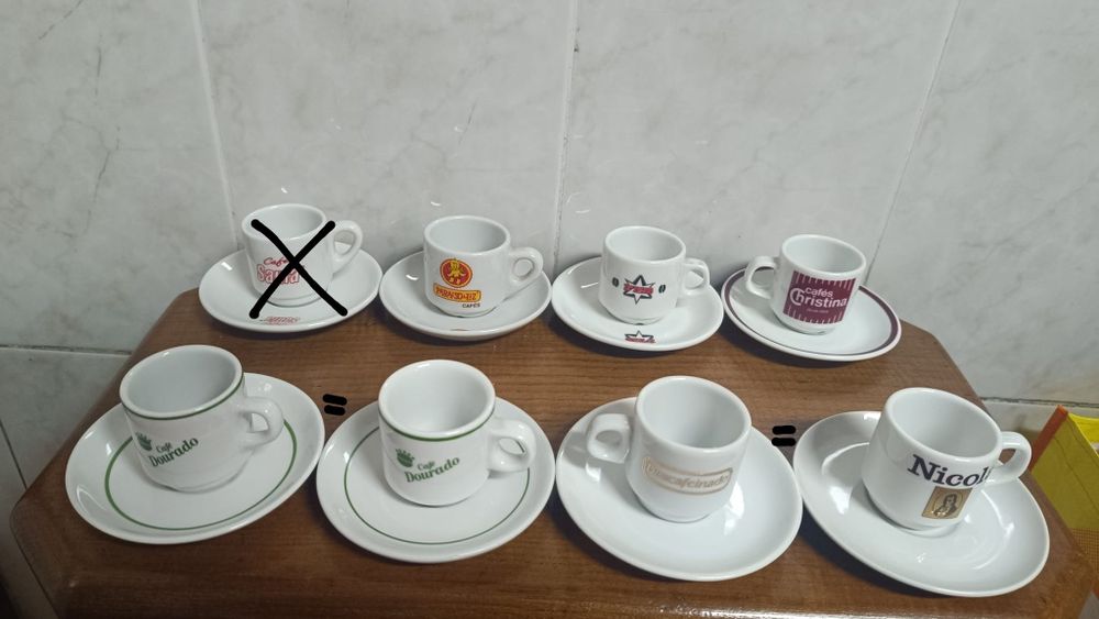 Chávenas diversas