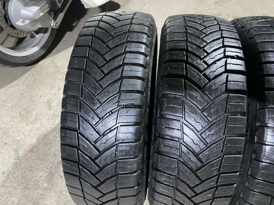 Opony Michelin 196/65 R16c