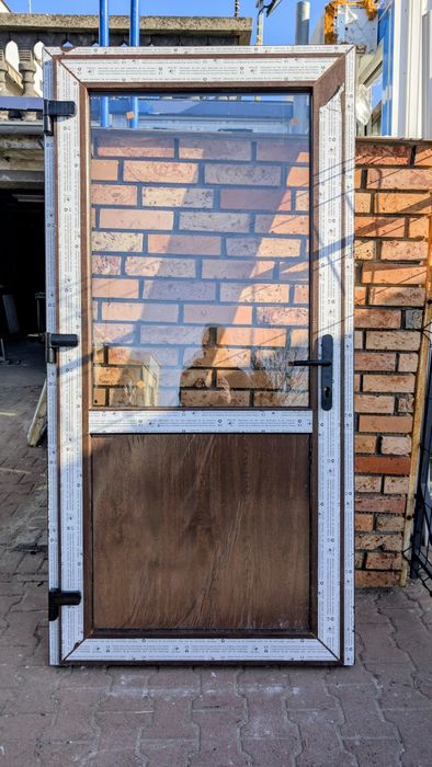 KR HAUS drzwi 100x200 zewnętrzne pcv ciepłe nowe orzech okna POZNAŃ