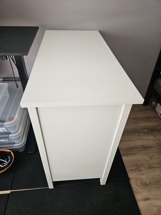 Komoda Hemnes IKEA