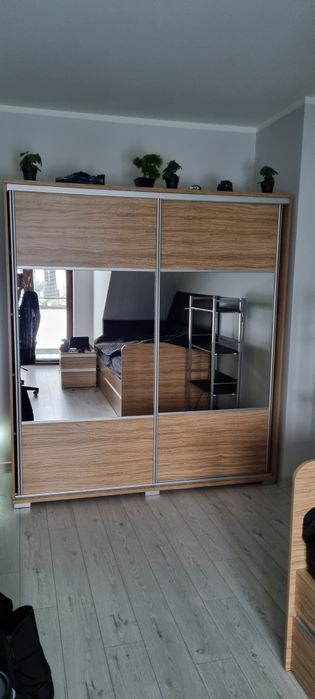 Zestaw mebli z materacem, stelażem