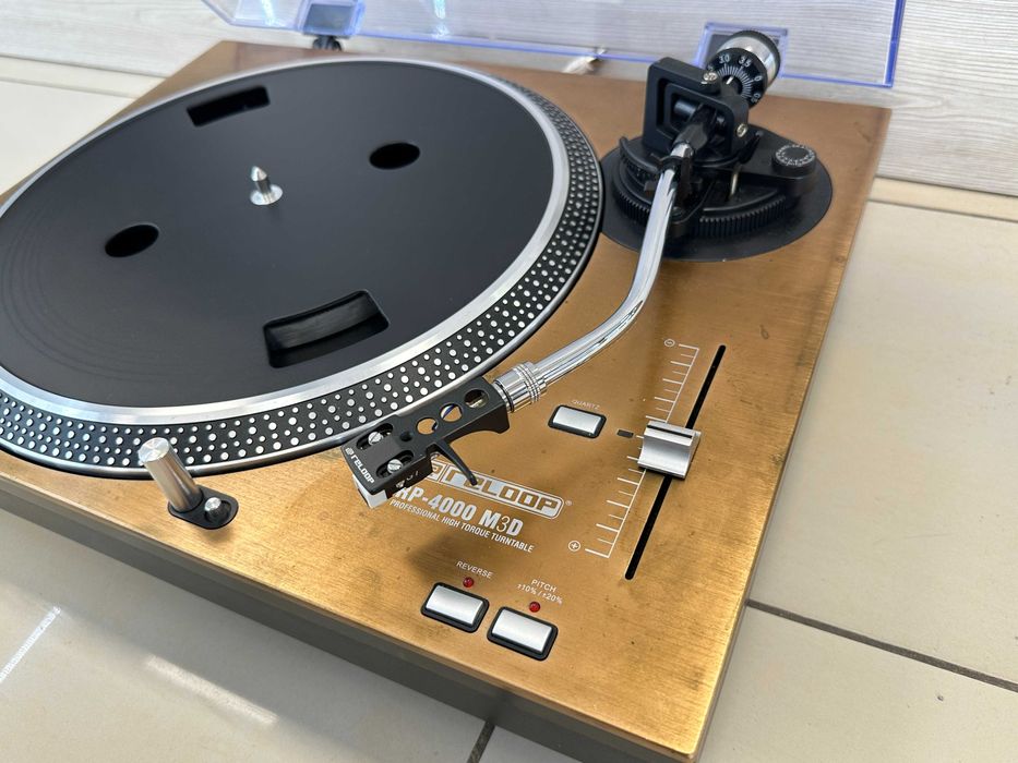 Gramofon Reloop RP-4000 M3D
