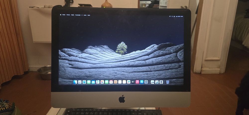 iMac Not 21.5 Inches446717435587471360