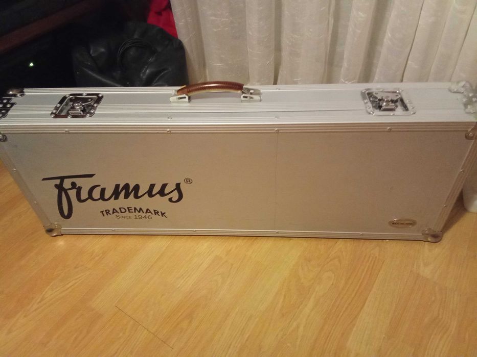 Framus Streetwalker - Masterbuilt