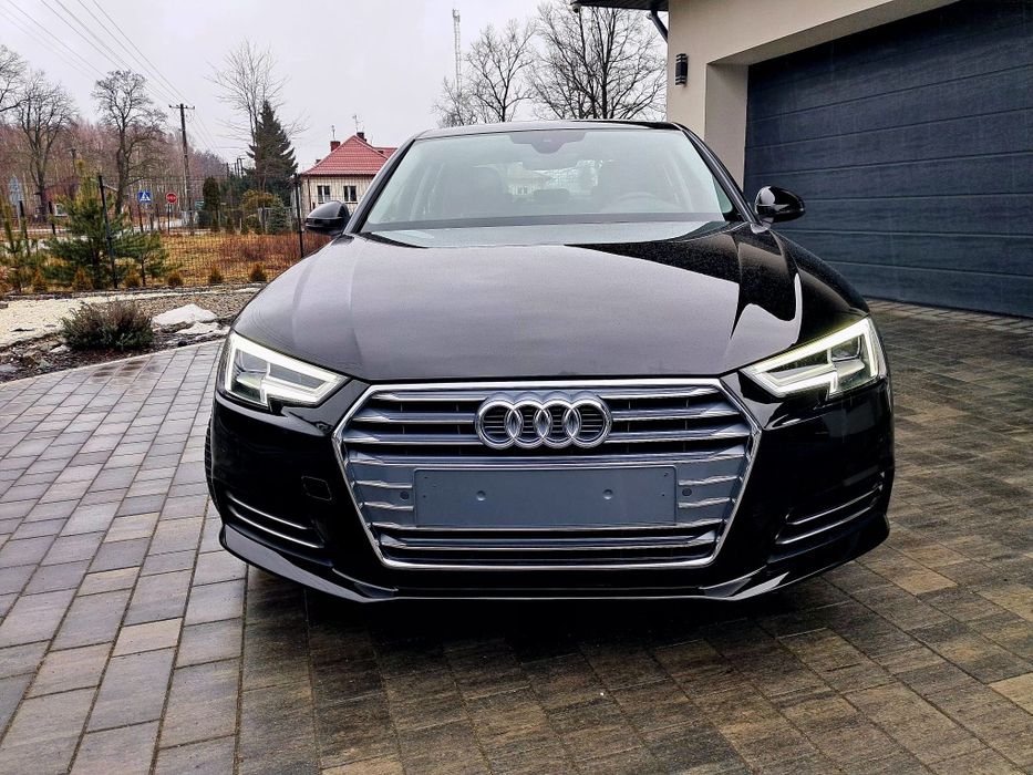 Audi A4 .B9 Sedan navi