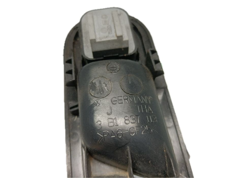 Puxador interior porta frente esquerdo VOLKSWAGEN Golf IV (1J1)